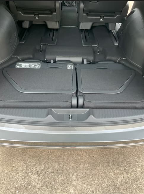 ステップワゴンRP6/RP7用フロアマット レビュー トランクルーム(ラゲッジ)